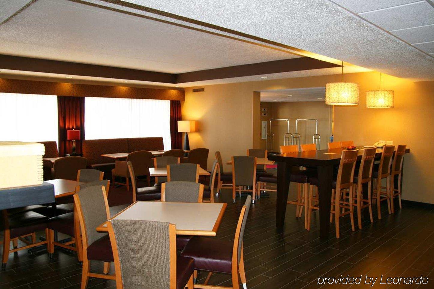 Spx Hotel Green Bay Restaurant foto