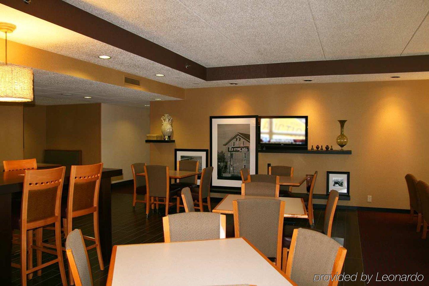 Spx Hotel Green Bay Restaurant foto